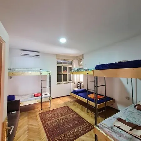 Milingona Center بيت شباب *