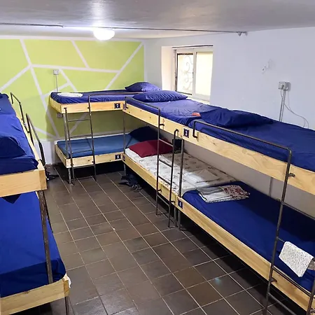 Milingona Center Hostel *