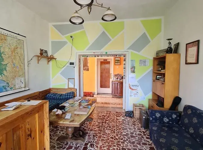 Milingona Center Ostello *