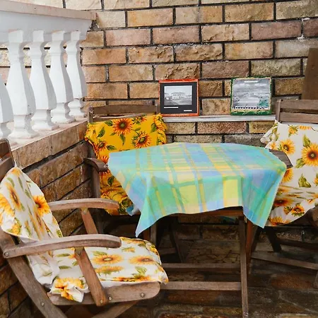 旅馆 Milingona Center