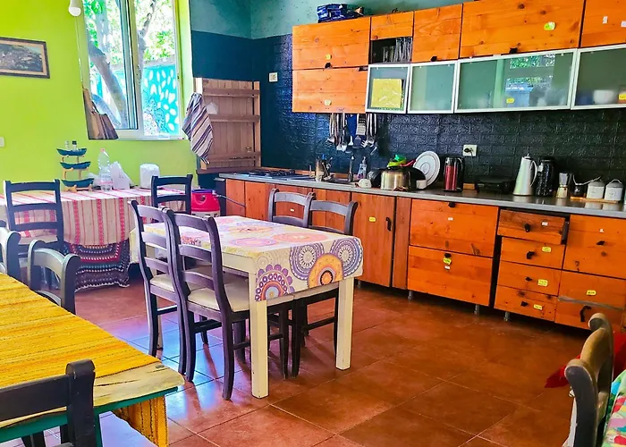 Milingona Center Хостел *