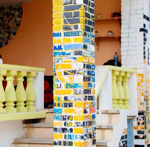 Milingona Center * Тирана